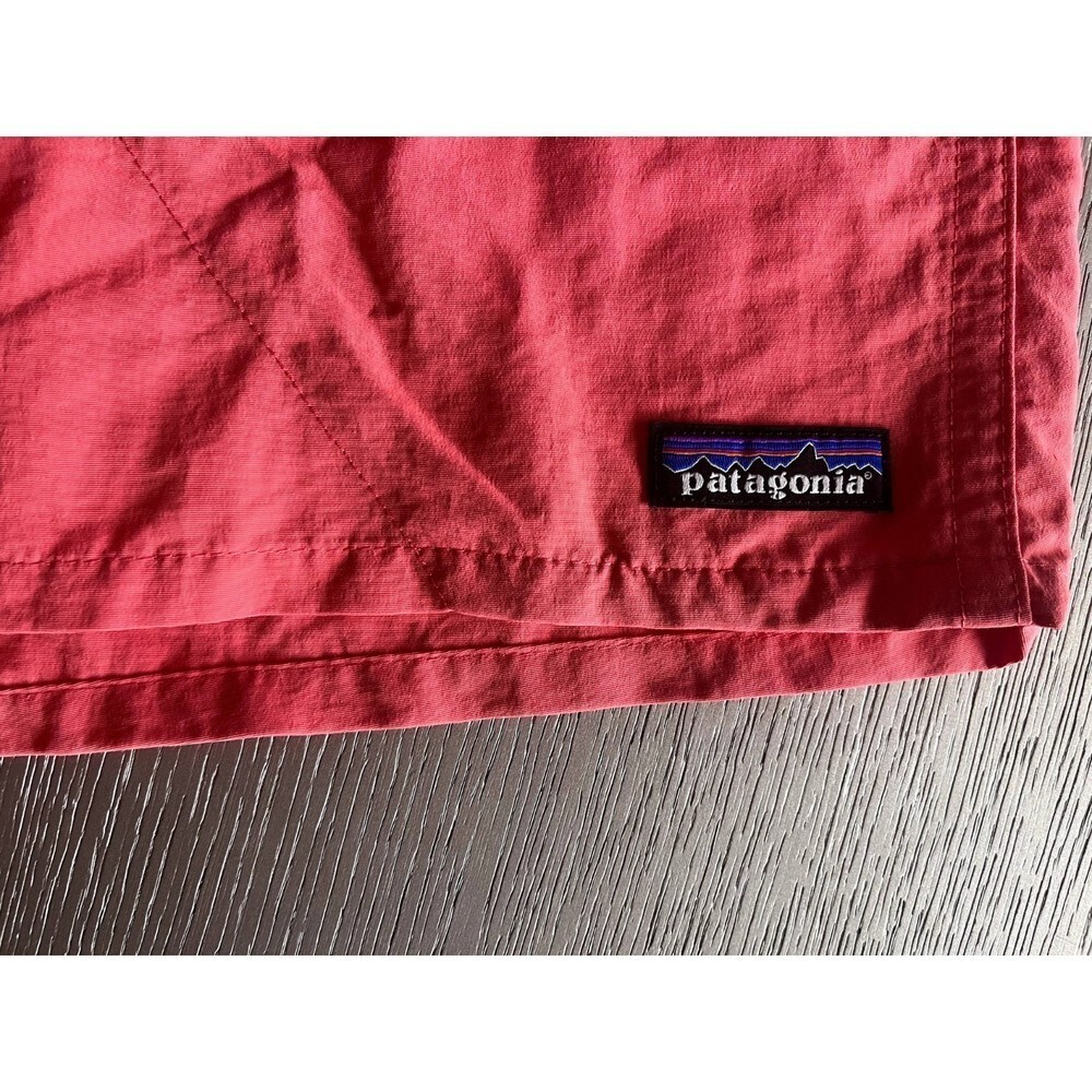 Patagonia Red XL Shorts - Brand New for Camping & Hiking - Top Quality - Picture 2 of 8